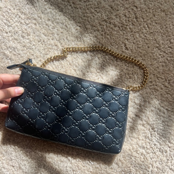 Gucci Chain Wristlet Guccissima Leather - Picture 2 of 5